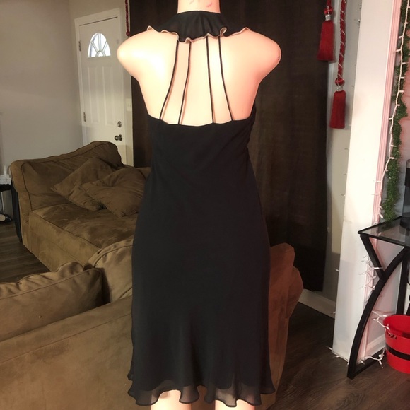 DressBarn Collections black cream Dress Ruffle woman size 8 sleek Date Back - Picture 5 of 9